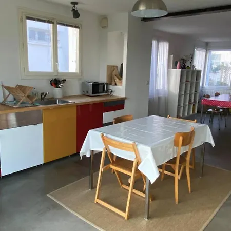 Holiday home Family House With Garden Le Pouliguen